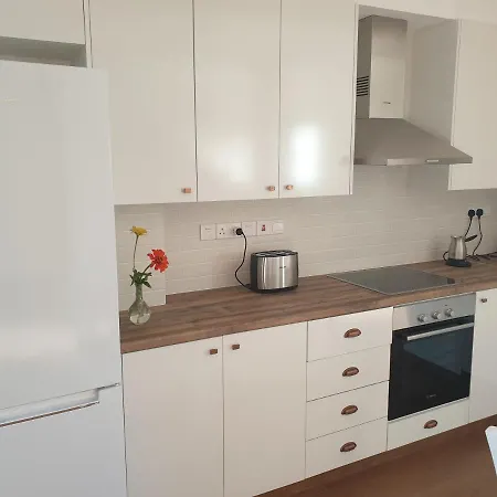 فيلة Melissonas Foini