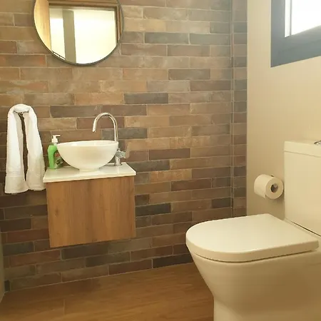 Melissonas فيلة *